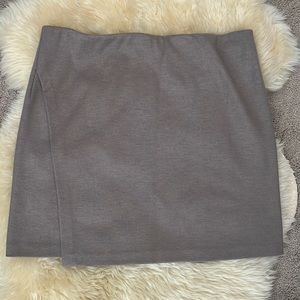 Vince beige skirt, M